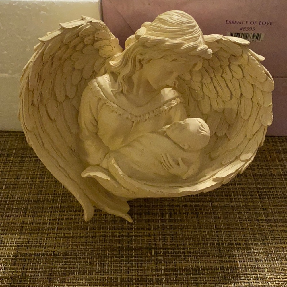 New in box Angel Star Figurine .